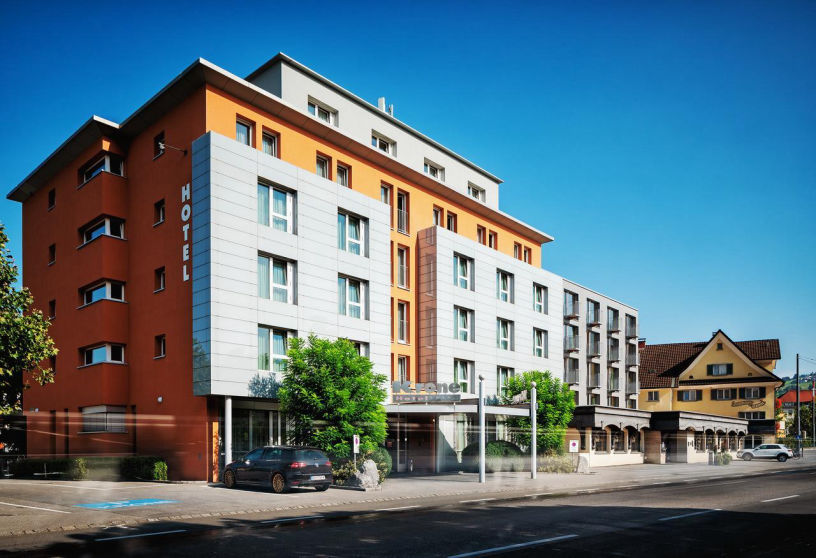 hotel_aussen