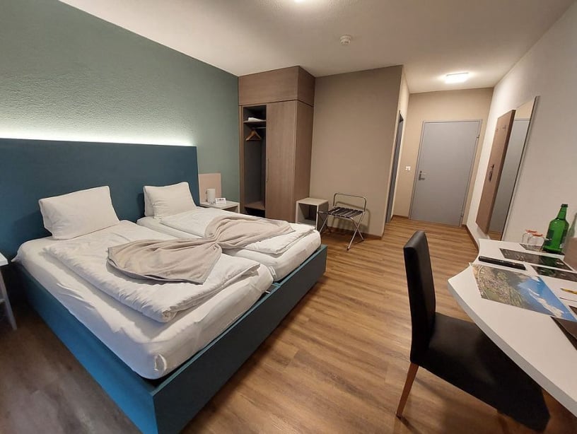 hotel_zimmer