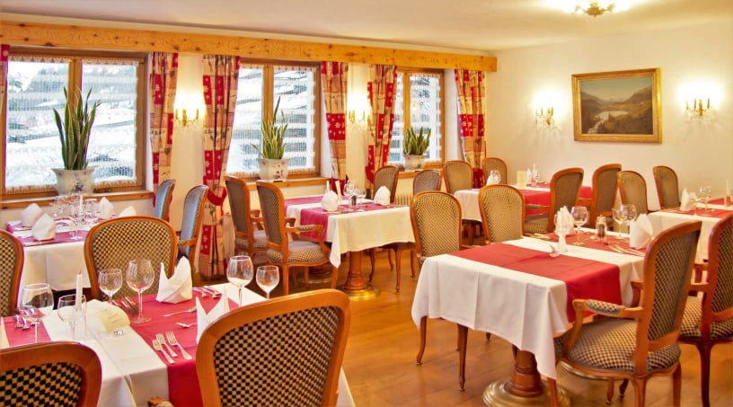 hotel restaurant