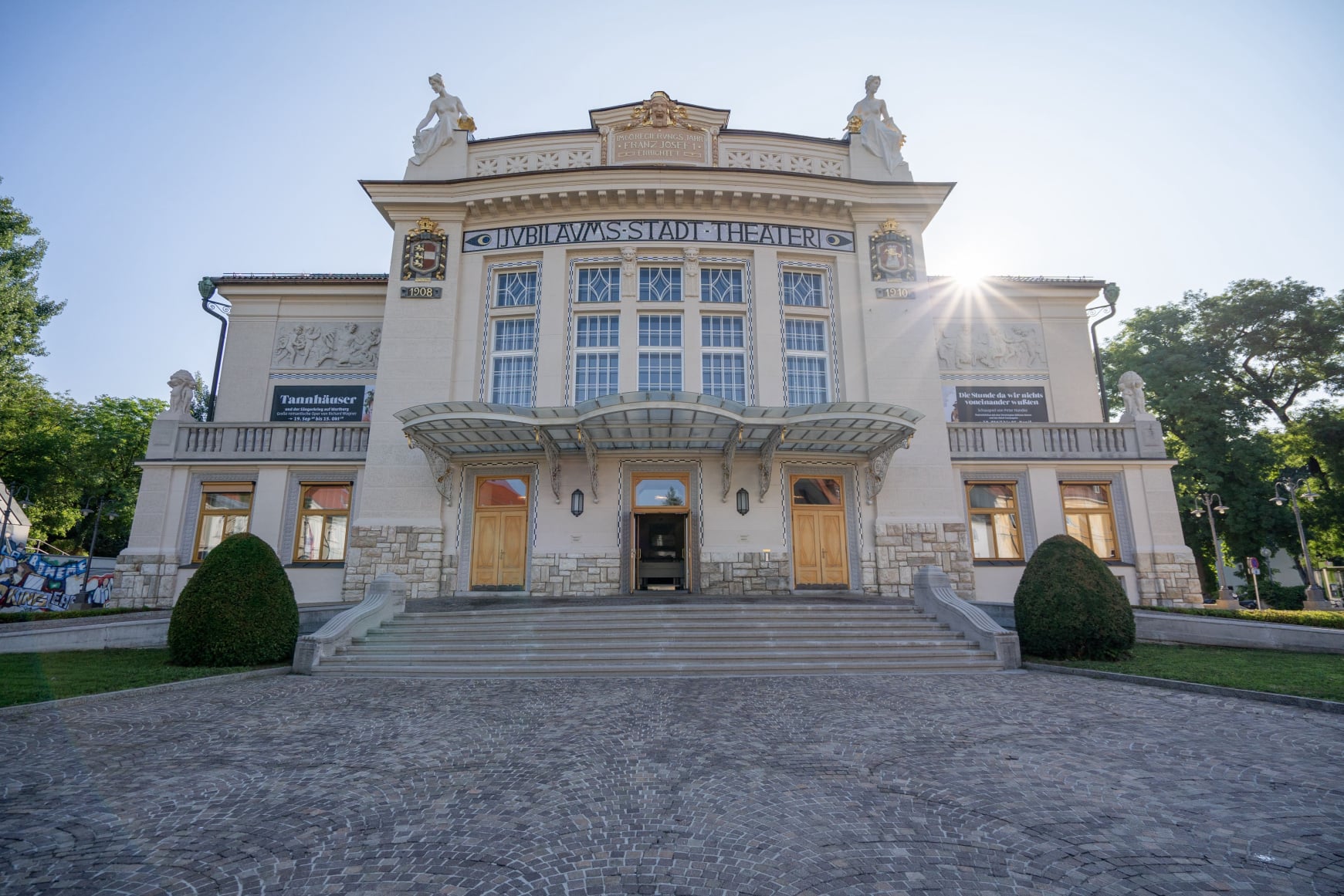 palastgebäude