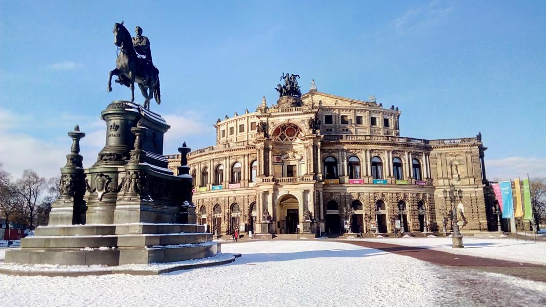 semperoper_winter
