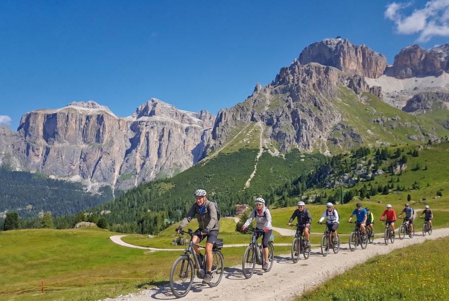 dolomiten_radfahrer